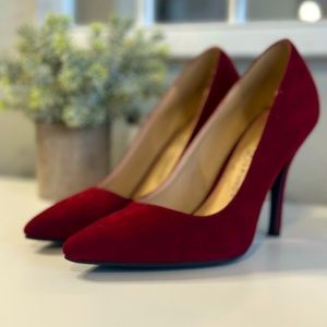 Chinese Laundry Pumps